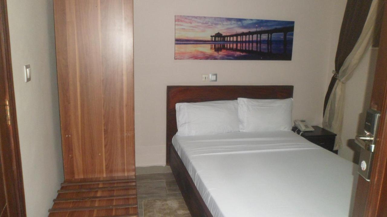 Benin City Center Hotel Cotonou Eksteriør billede