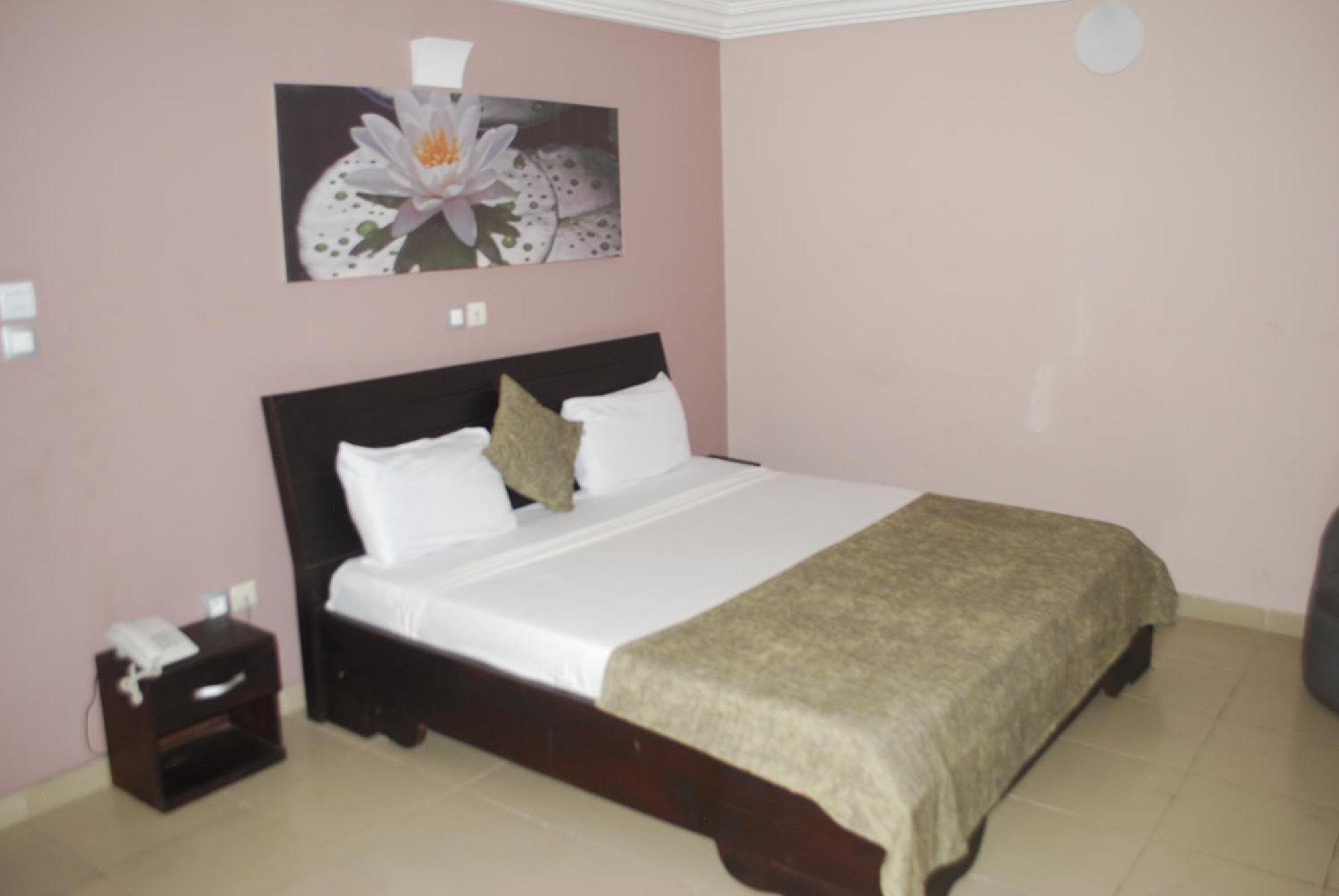 Benin City Center Hotel Cotonou Eksteriør billede